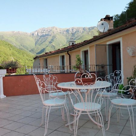 Lo Sporting Bed&Breakfast Nasino Exterior photo